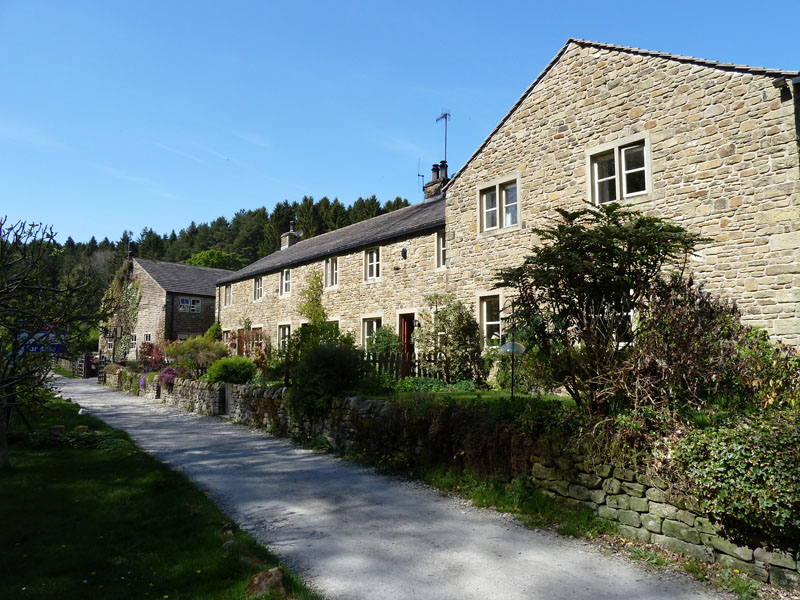 Riverside Cottages
